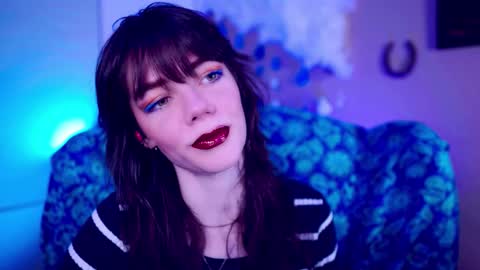 Snapshot of xobondaixo chatting on 10.23.25 Bella Bondai online show from 10.23.25