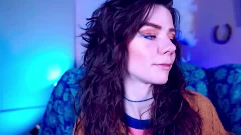 Bella Bondai online show from 02.27.26