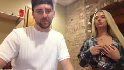 xoprincesspeachxo online show from 09.28.25