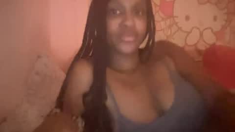 Snapshot of xpinkmoonbootsx chatting on 10.24.25 xpinkmoonbootsx online show from 10.24.25