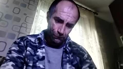 Snapshot of xploid1982 chatting on 10.21.25 xploid1982 online show from 10.21.25