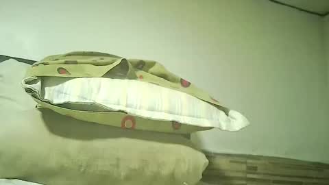 Snapshot of xposed_edger chatting on 10.04.25 xposed_edger online show from 10.04.25