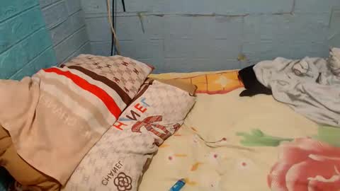 Ask Me Baby  online show from 12.27.24