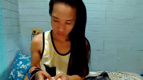 Ask Me Baby  online show from 03.05.25