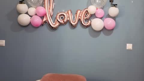 AnnaMaee online show from 02.14.25