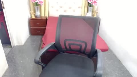 Snapshot of xsexyninedollx chatting on 03.02.25 Cleo de nile online show from 03.02.25