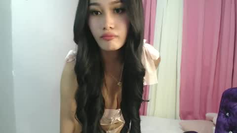 Snapshot of xsexyninedollx chatting on 09.22.25 Cleo de nile online show from 09.22.25