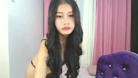 Snapshot of xsexyninedollx chatting on 10.25.25 Cleo de nile online show from 10.25.25