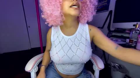 xStarGazingx online show from 03.06.26