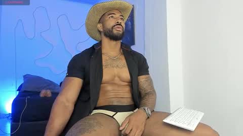 Snapshot of xtipp3r chatting on 10.21.25 Stipp3r online show from 10.21.25