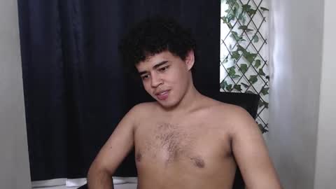 Snapshot of xtranherr chatting on 02.13.25 xtranherr online show from 02.13.25