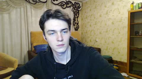 Snapshot of xtraqqq chatting on 12.15.24 traqqq online show from 12.15.24