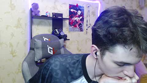 Snapshot of xtraqqq chatting on 01.21.25 traqqq online show from 01.21.25