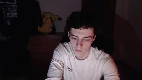 Snapshot of xtraqqq chatting on 02.15.25 traqqq online show from 02.15.25