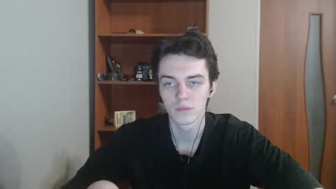 traqqq online show from 12.03.25