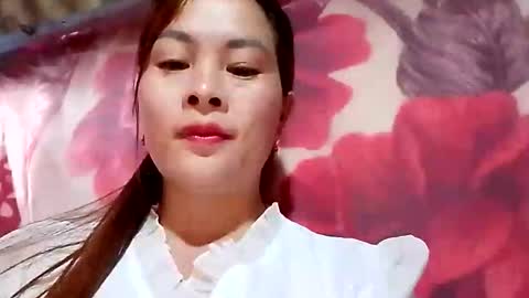 xuxulove00 online show from 12.19.25