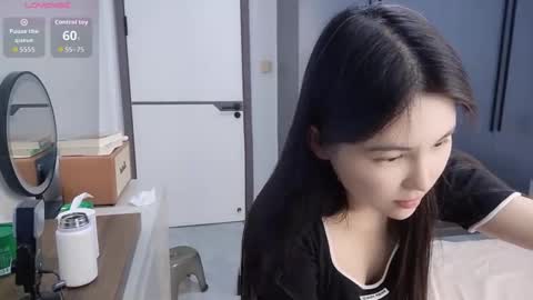 Snapshot of xuyihan chatting on 02.05.26 xuyihan online show from 02.05.26