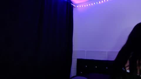 Snapshot of xx_johnson_xx chatting on 02.17.26 VALE online show from 02.17.26