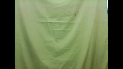 Snapshot of xx_winwin_xx chatting on 10.09.25 Mariel online show from 10.09.25