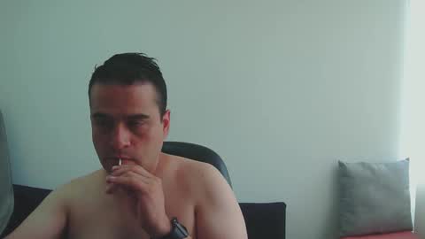 Snapshot of xxangellxxx chatting on 10.20.25 angel online show from 10.20.25