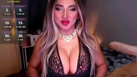 Snapshot of xxcinddyxx chatting on 06.10.26 cinddy online show from 06.10.26