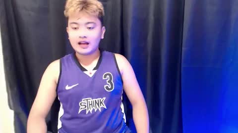 Snapshot of xxhotloyd_cummerx chatting on 11.02.25 Loyd online show from 11.02.25