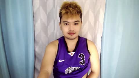 Snapshot of xxhotloyd_cummerx chatting on 11.03.25 Loyd online show from 11.03.25