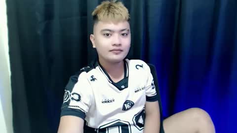 Loyd online show from 11.17.25