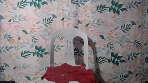 Snapshot of xxhott_ chatting on 10.22.25 xxhott_ online show from 10.22.25