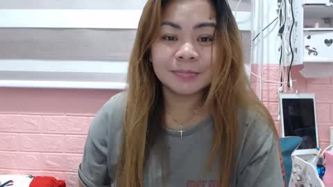 Snapshot of xxkryzelxx chatting on 12.07.24 Dhel online show from 12.07.24