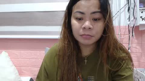 Snapshot of xxkryzelxx chatting on 12.10.24 Dhel online show from 12.10.24