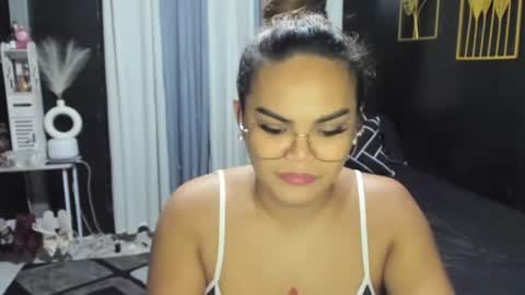 Snapshot of xxkylie_smithxx chatting on 06.27.26 Kylie Smith online show from 06.27.26