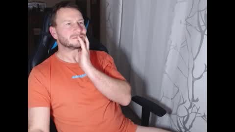 Snapshot of xxmettexx chatting on 12.01.24 xxmettexx online show from 12.01.24