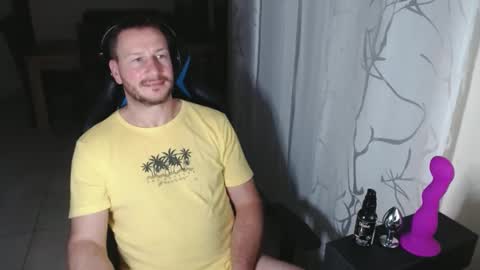 Snapshot of xxmettexx chatting on 01.04.25 xxmettexx online show from 01.04.25