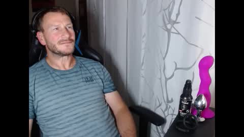 Snapshot of xxmettexx chatting on 10.01.25 xxmettexx online show from 10.01.25