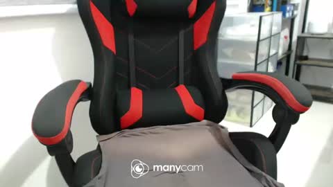  Kaycee  online show from 01.05.25