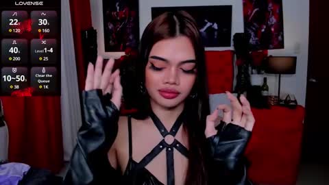 Snapshot of xxnaughty_angel chatting on 02.14.25 Angel online show from 02.14.25