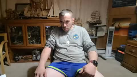 Snapshot of xxscubastevexxx chatting on 04.23.26 xxScubaStevexx online show from 04.23.26