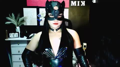 xxslutty kim online show from 11.27.25