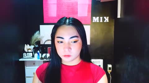 xxslutty kim online show from 12.14.25