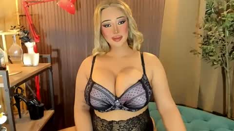 Snapshot of xxtastefullayeshaxx chatting on 04.30.26 xxtastefullayeshaxx online show from 04.30.26