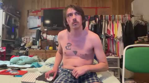 Snapshot of xxuwux chatting on 07.15.26 FUCKR online show from 07.15.26