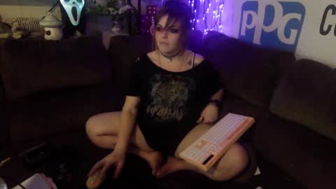 CaliRaeMaxXx online show from 02.04.25