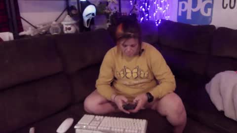 CaliRaeMaxXx online show from 02.18.25