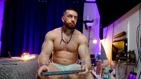     online show from 02.02.25