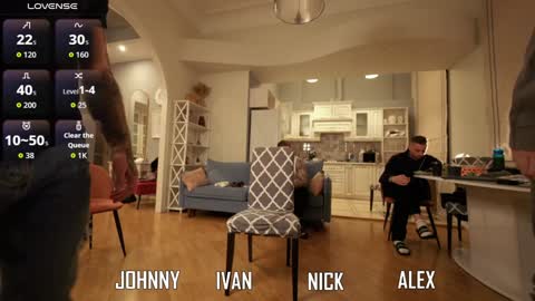     online show from 10.06.25