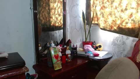   LILI  online show from 12.24.24