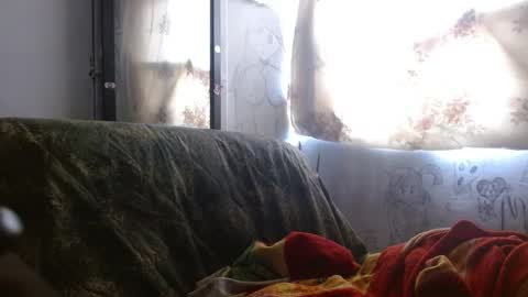   LILI  online show from 02.28.25