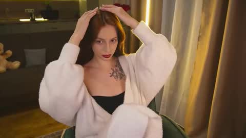 Molly online show from 11.21.25