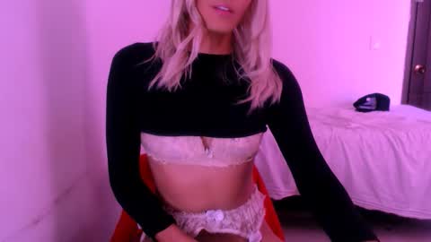 Snapshot of xxxanonymousloverxxx chatting on 02.27.26 Chiara online show from 02.27.26